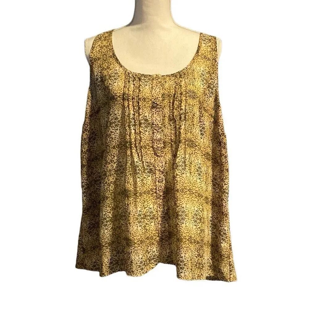 Torrid Animal Print Semi Sheer Tulip Back Sleeveless Blouse Top Brown Size 2